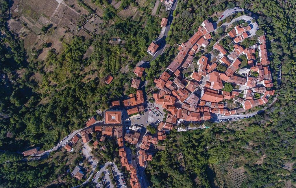 הוילה Nedeščina Vila Kristina מראה חיצוני תמונה
